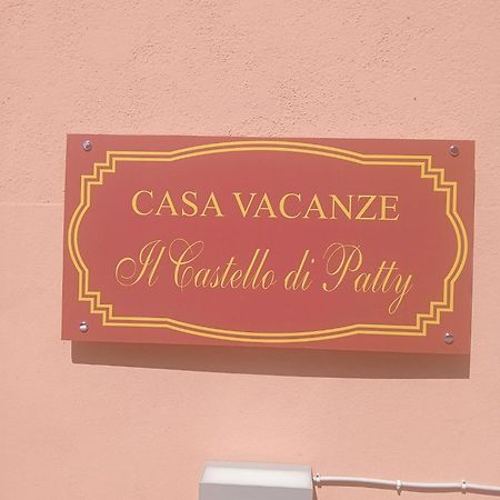 Il Castello Di Patty Daire Katanya Dış mekan fotoğraf